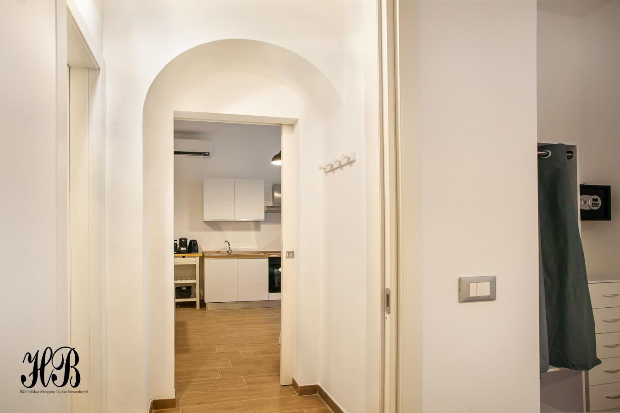 Holidays In Bergamo Bagian luar foto